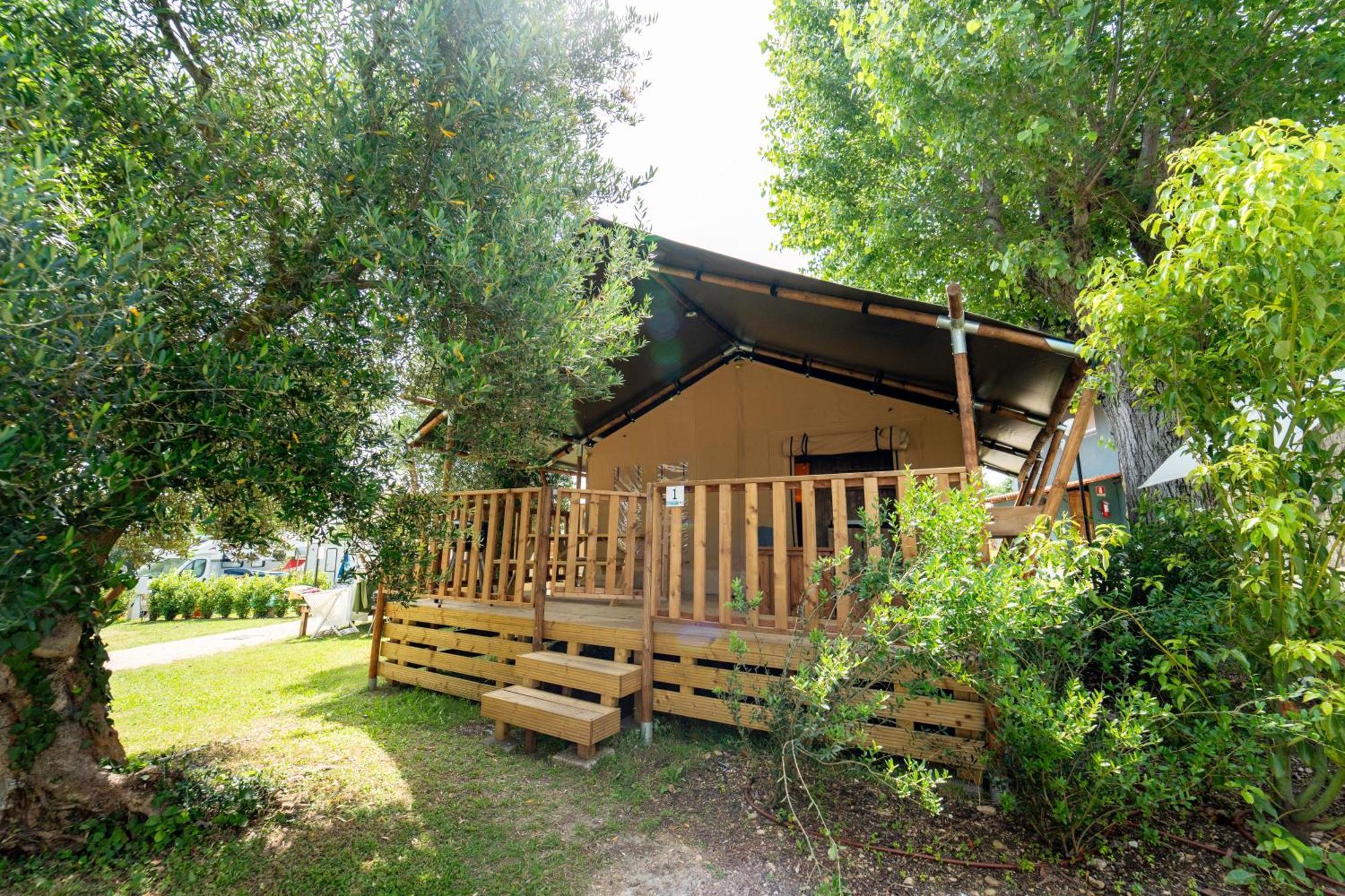 Sivinos Camping Boutique Hotel Manerba del Garda Exterior photo